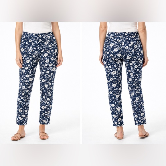 Talbots Pants - Talbots Cotton Blend Chatham Navy Floral Ankle Pants -8P- GUC